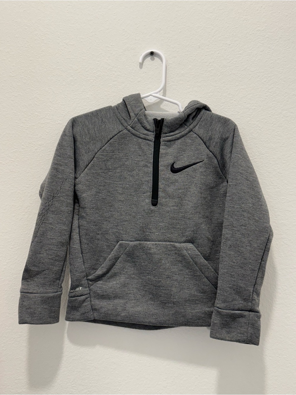 Nike Dri-FIT Training Toddler Hoodie Gray Size 3T